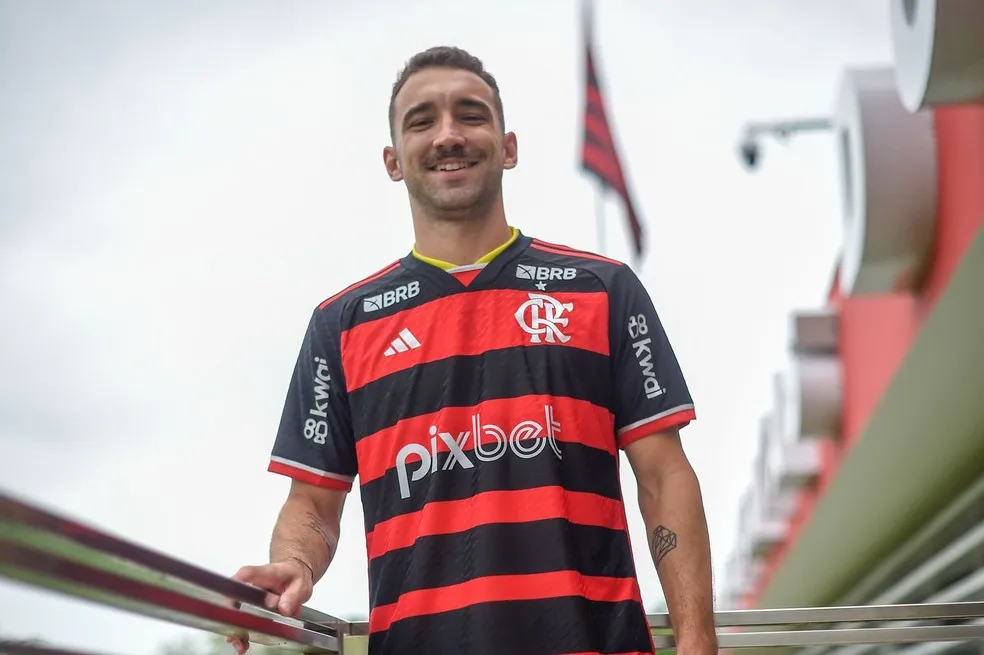 Léo Ortiz assume a camisa 3 do Flamengo: 